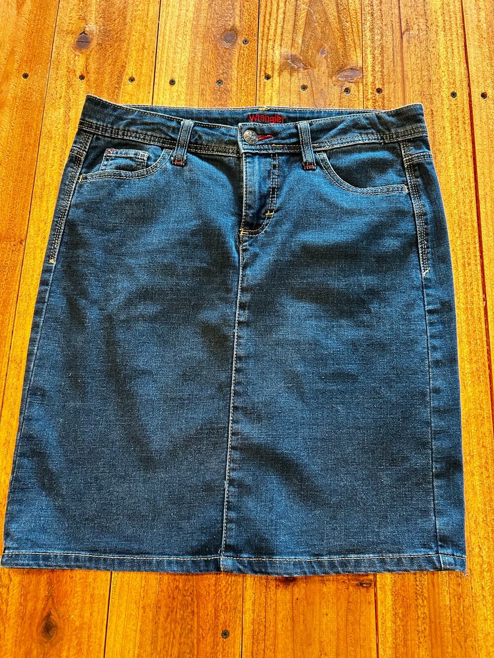 Vintage Y2K Wrangler Medium Wash Denim Skirt Womens 10M Mid Rise Pencil Jean EUC
